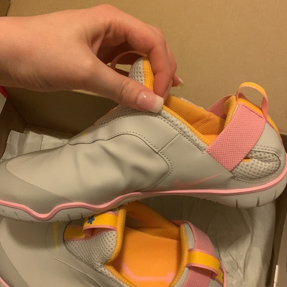 Nike Shoes Nike Shoes Sneakers For Nurses And Medical Workers